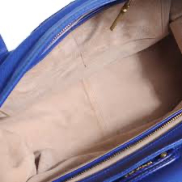 PRADA Canapa Cinghiale 39221 Royal Blue Spring 2011 RTW - Picture 5 of 6